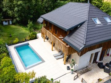 Vieugy Maison de charme rénovée 167 m2 avec piscine