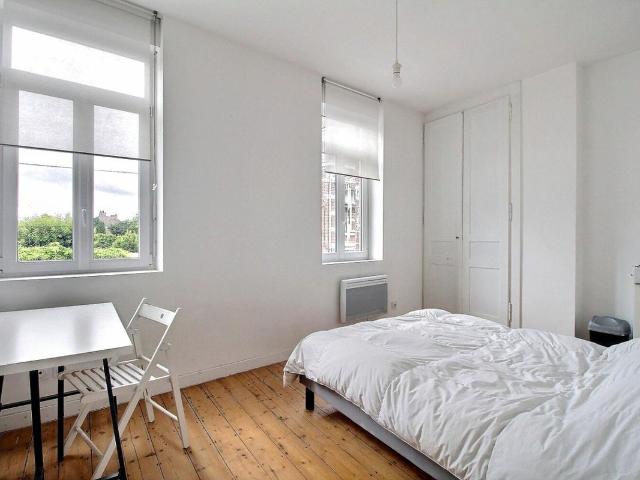VIEUX MONS 4 CHAMBRES TERRASSE