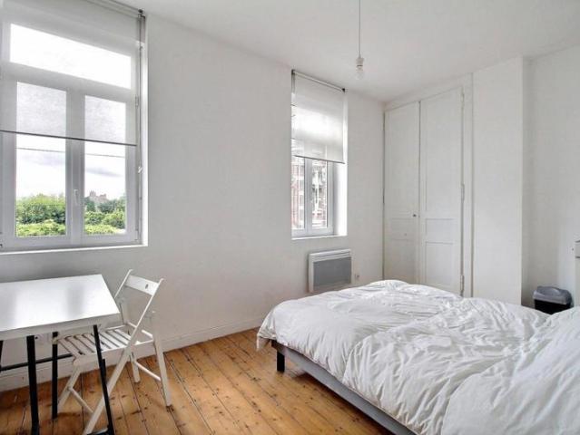 VIEUX MONS 4 CHAMBRES TERRASSE