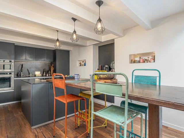 Marseille 7e, Vieux Port, DUPLEX T3 style loft, dernier étage