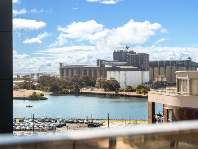 View Filled City Elegance in Bespoke Aero Apartments