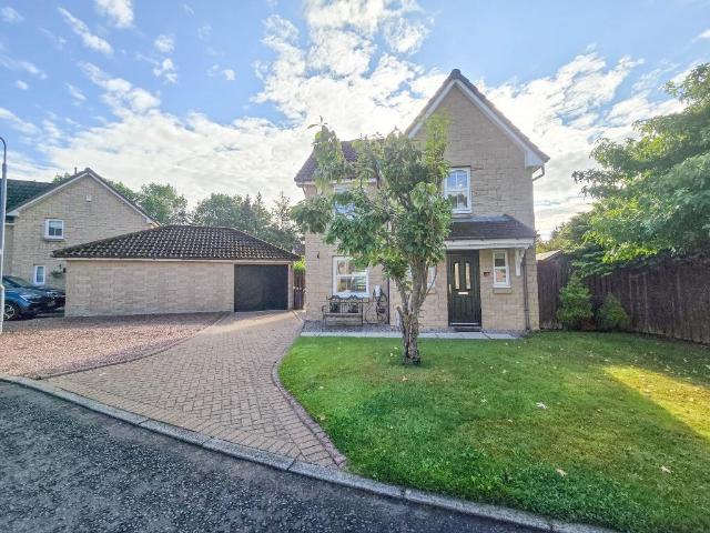 Viewforth, Markinch, KY7 3 bed detached house to rent £1,700 pcm £392 pw