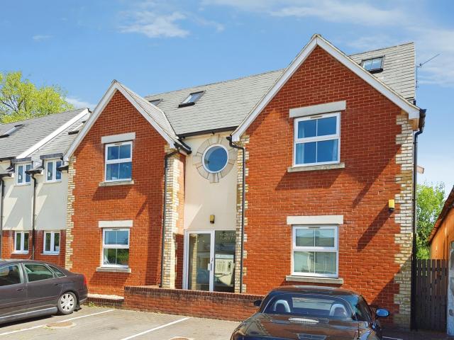 VIEWINGS PAUSED* Middleton Road,, Salisbury, SP2 7AY