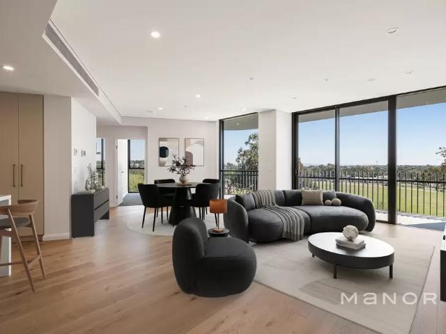 Views Views Views Luxury Apartment with 180° Views!