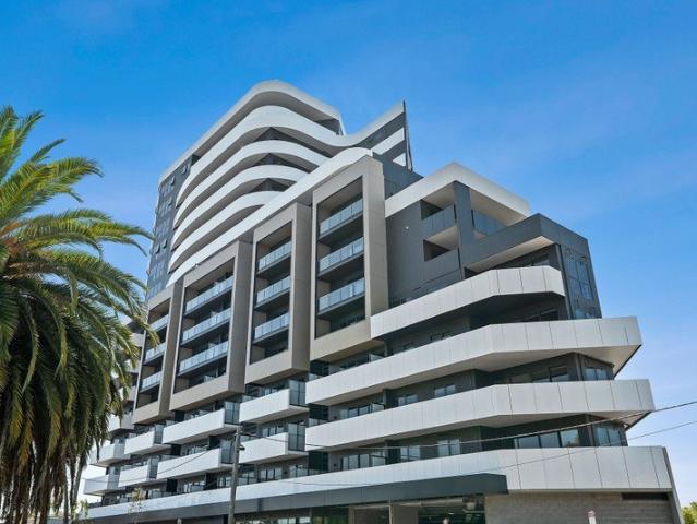 Views Across Sparkling Corio Bay Magnificent Mercer