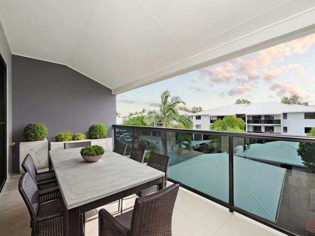 Views and Cool Breezes in the Heart of Douglas