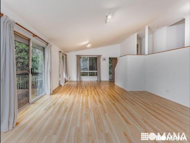 6 month lease* Views and Effortless Living!