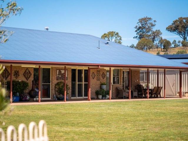 VIEWS, LOCATION and SPACE FOR ALL THE FAMILY