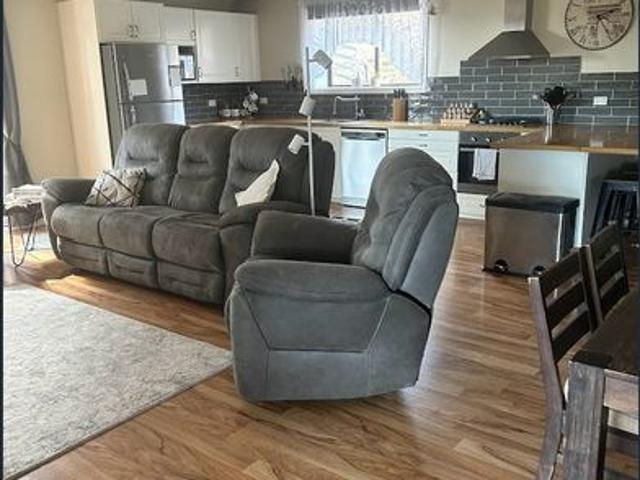 VIEWS OF THE HILLS WITH FARM LIVING FULLY FURNISHED
