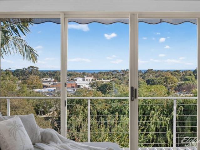 Views, Space & Versatility in the Heart of Normanville