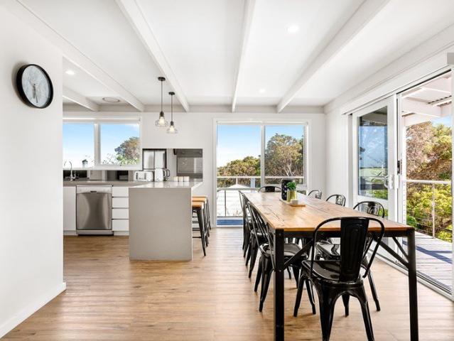 Views, Space & Coastal Style