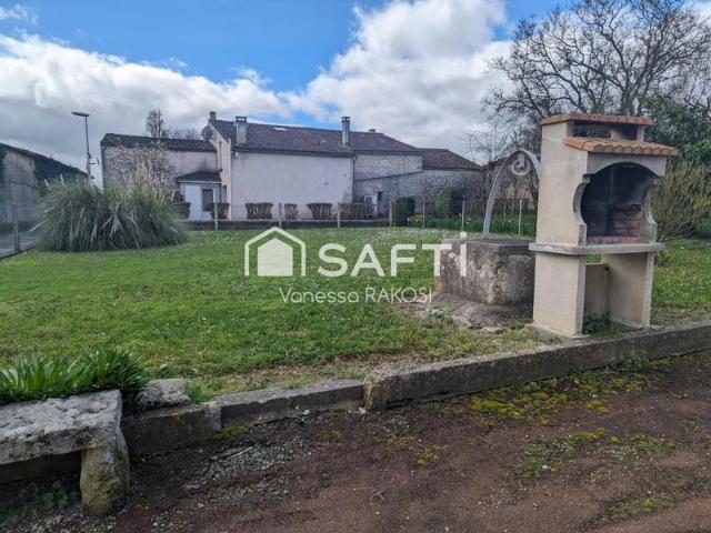 Plain pied, 3 chambres +jardin + dépendances