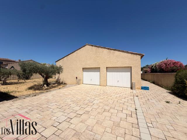 Vie de plain pied, garage double et piscine aux portes de Narbonne