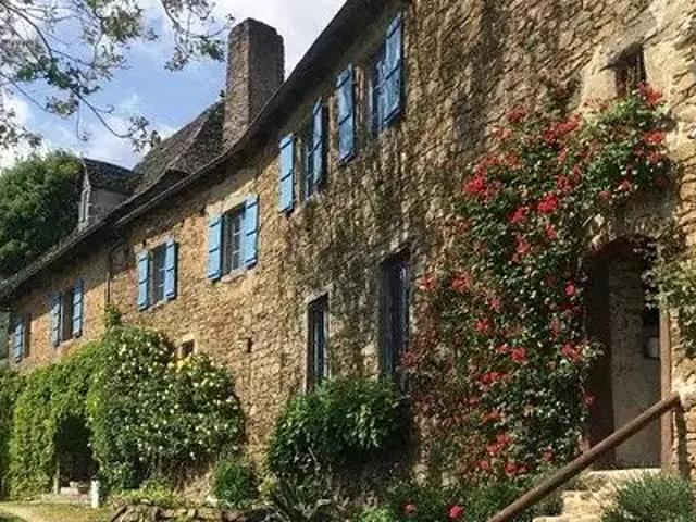 Vieillevie 15120 Achat / Vente maison