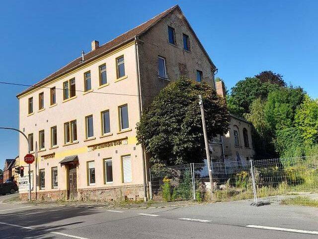Viel Altbausubstanz für individuelle Nutzungsmöglichkeiten