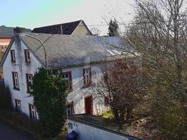 VIEL CHARME, SANIERT, VIEL PLATZ, FERIENWOHNUNG