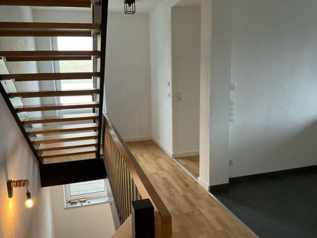Viel Platz Modernes Reiheneckhaus mit Garten in Frensdorf zu vermieten
