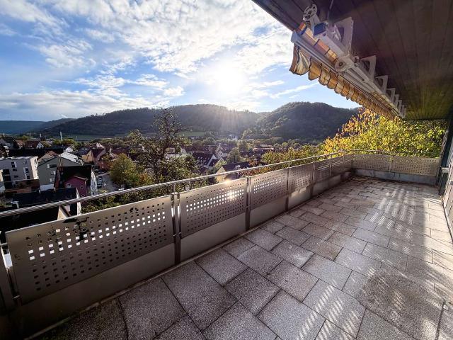 Viel Platz für den Alltag: Großzügige 4,5 Zimmer Wohnung in Aalen