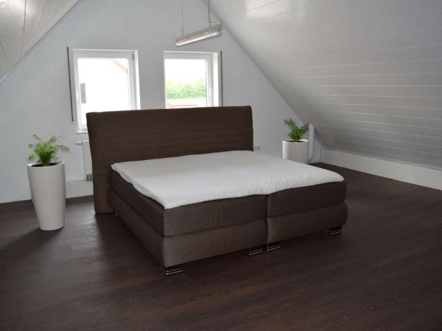 Viel Platz für den Alltag in dieser 4 Zimmer Wohnung in Burgoberbach
