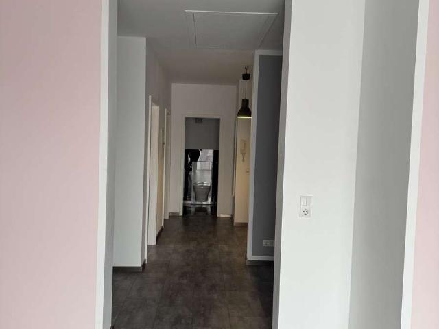 Viel Platz für den Alltag in einer 4 Zimmer Wohnung in Osthofen