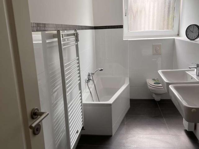 Viel Platz für den Alltag: 4 Zimmer Wohnung in Ratingen