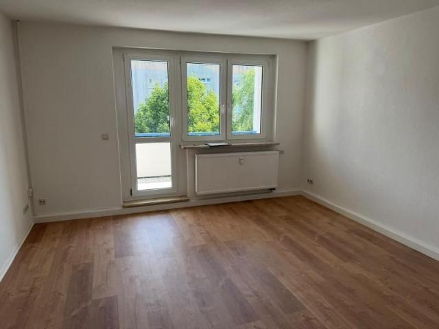 Viel Platz für die ganze Familie – 4 Raum Wohnung mit Balkon in Weida