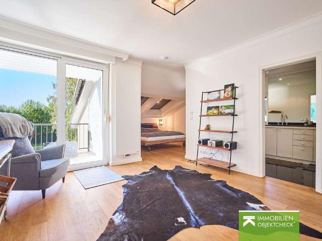 Viel Platz für die ganze Familie – Einfamilienhaus mit Pool, Sauna und großzügigem Garten