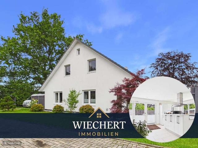 Viel Platz für die ganze Familie – modernisiertes Einfamilienhaus mit Pool und großem Grundstück