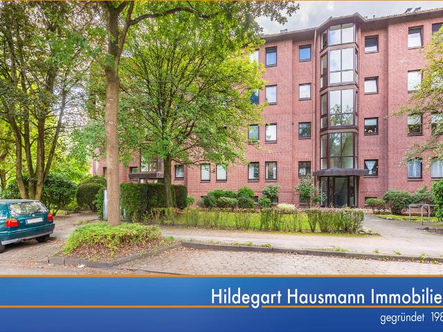 Viel Platz für die Familie – großzügige 4 Zimmer Wohnung mit Terrasse und Gartenanteil: Hausmann Makler