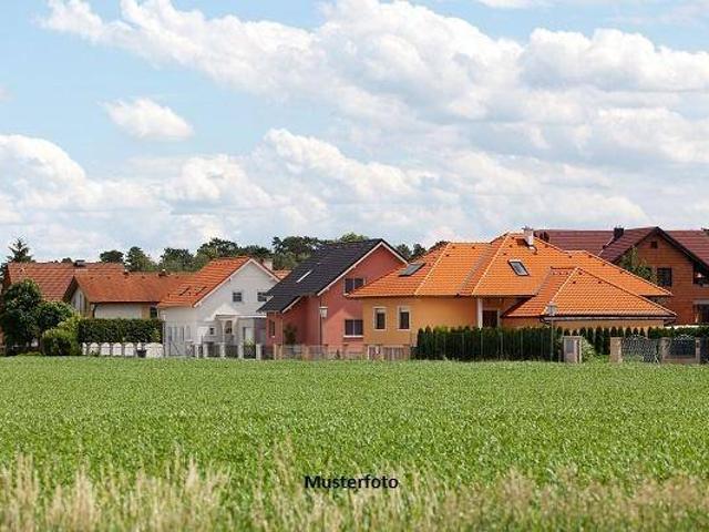Viel Platz für Familie, Mehrgenerationen oder Wohnen & Arbeiten