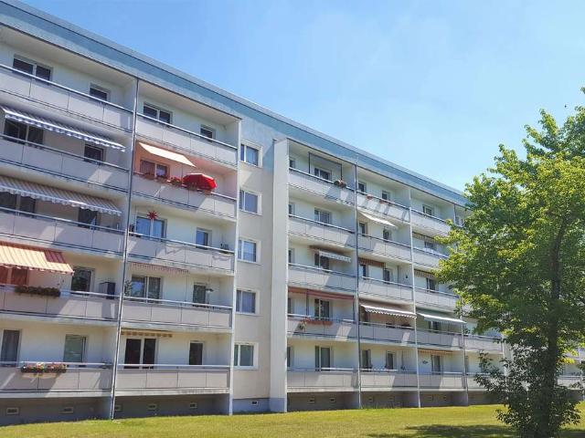 Viel Platz für Familie! 4 R. WE m. Balkon in Weißwasser!