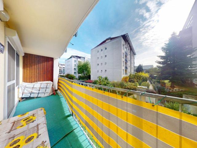 Viel Platz für Familien mit Super Loggia!