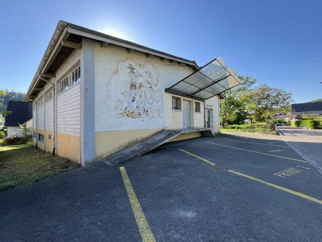 Zentral wohnen in Bülach: Hochwertige 4.5 Zimmerwohnung, 145m2, mit beheizter Loggia