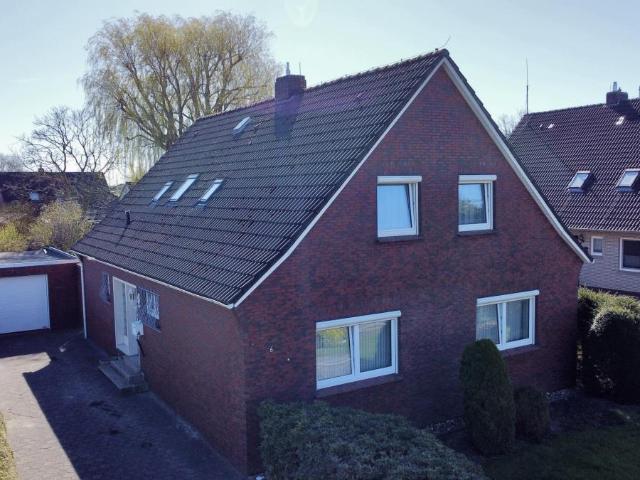 Viel Platz: Gepflegtes Einfamilienhaus in Emden Twixlum