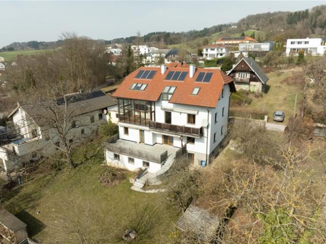 Viel Platz in Linz Nähe Großes Wohnhaus mit 3 Einheiten und viel Potenzial in Puchenau