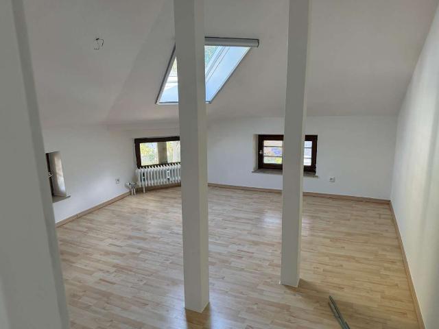 Viel Platz in St. Jürgen: 4 Zimmer Wohnung mit großer Dachterrasse