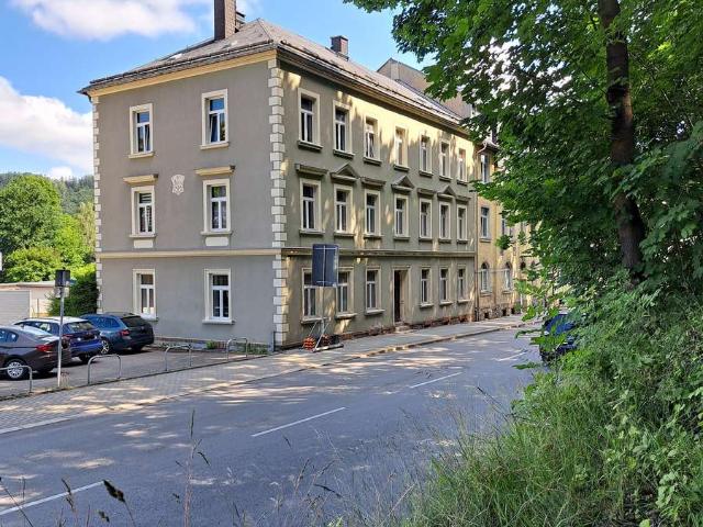 Viel Platz in Schwarzenberg: Reihenendhaus mit 19 Zimmern