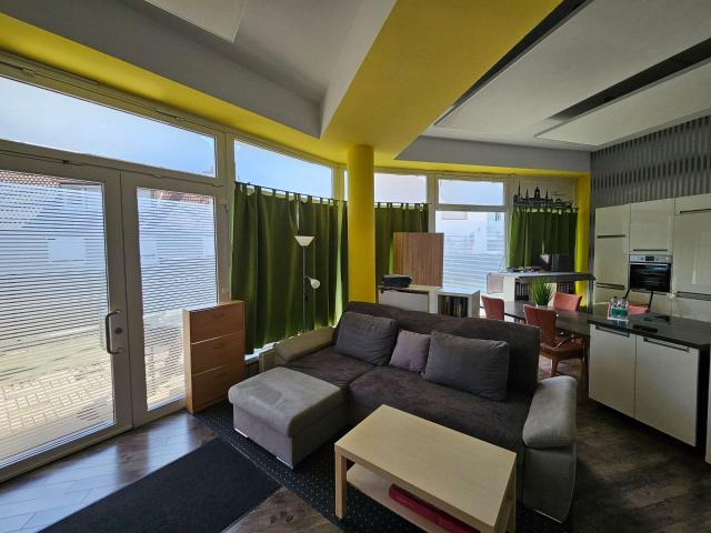 Viel Platz Loftähnliche Wohnung in Hannover Anderten