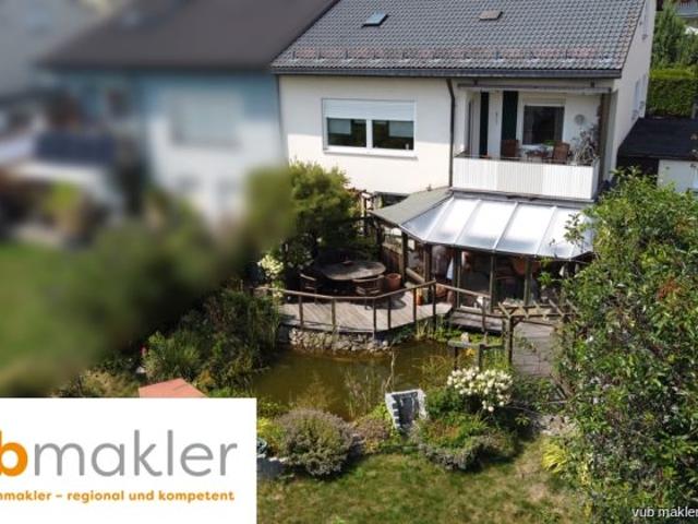 190 qm Wohnfläche, zwei Wohnbereiche & Naturpool – großzügiges Zuhause in Marktredwitz