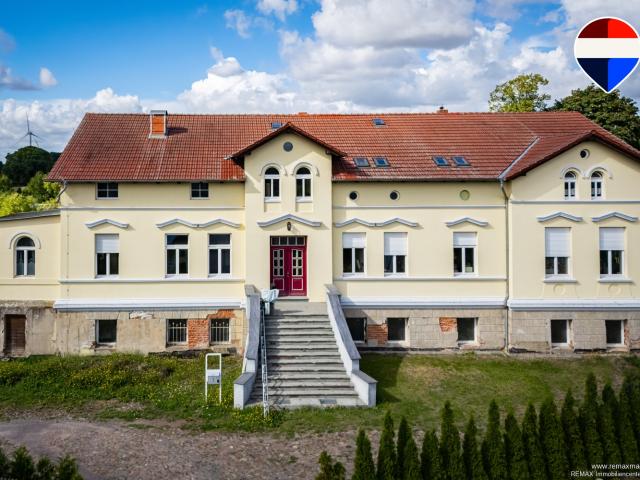 Viel Platz. Viel Potenzial. Ein Gutshaus für große Ideen. Großes Grundstück und Ausbaupotenzial