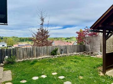 Viel Platz, viele Möglichkeiten: Ein oder Zweifamilienhaus mit großem Garten & 3 fach Carport in bester Südweststeiermark Lage