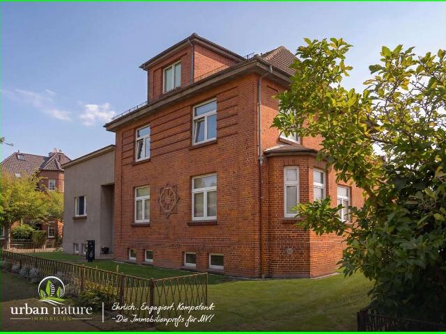 Viel Platz, viele Möglichkeiten – Mehrfamilienhaus mit Ausbaupotenzial, Garten und drei Garagen