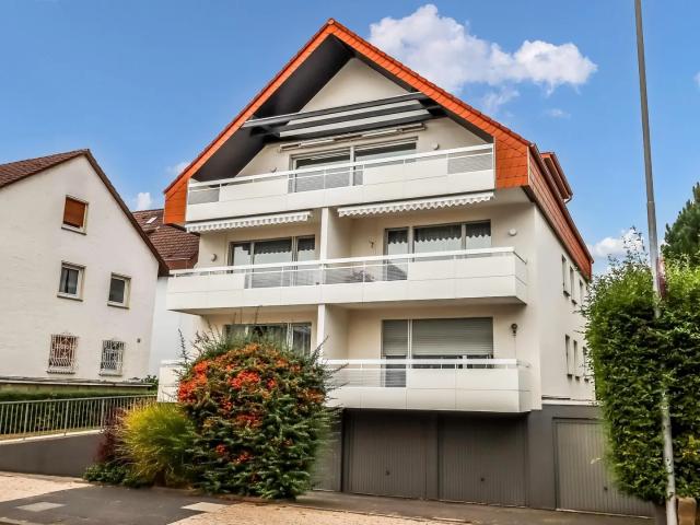 Viel Platz zum Wohlfühlen – großzügige Dachgeschosswohnung mit Balkon