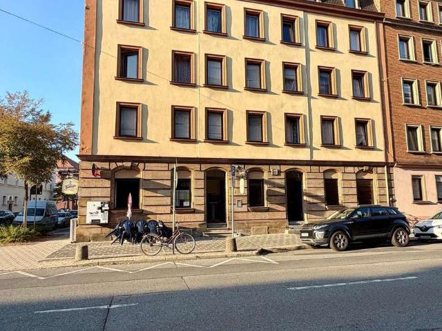 Viel Platz zum Wohlfühlen | Großzügige 4 Zimmer Wohnung mit modernem Tageslichtbad | Fürth Südstadt