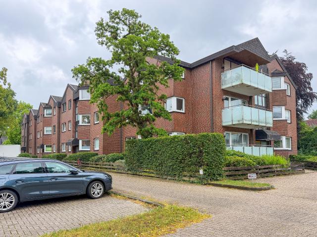 Viel Platz zum Wohlfühlen – helle 3 Zimmer Wohnung mit großer Loggia in Osternburg