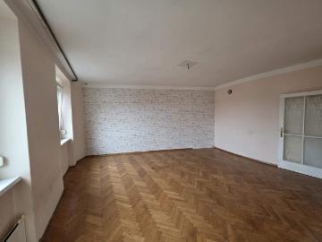 Etagenwohnung zum Verkauf in 7210 - Ausgestattete Küche