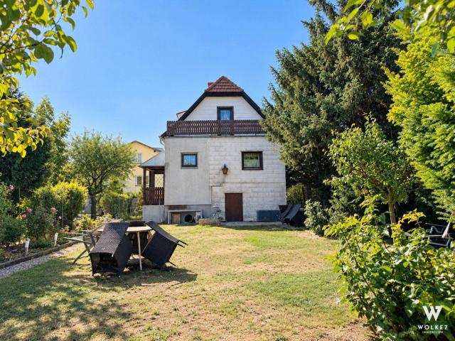 Viel Potenzial in ausgezeichneter Lage – Haus mit Eigengarten und Garage I Nähe Alterlaa U6  Steinsee
