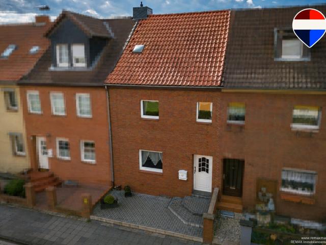 Viel Raum auf drei Ebenen – Reihenmittelhaus mit Garten