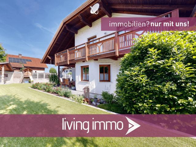 Viel Raum für Familie, Hobby und Zukunft. Ein oder Mehrfamilienhaus mit Garten in Schardenberg