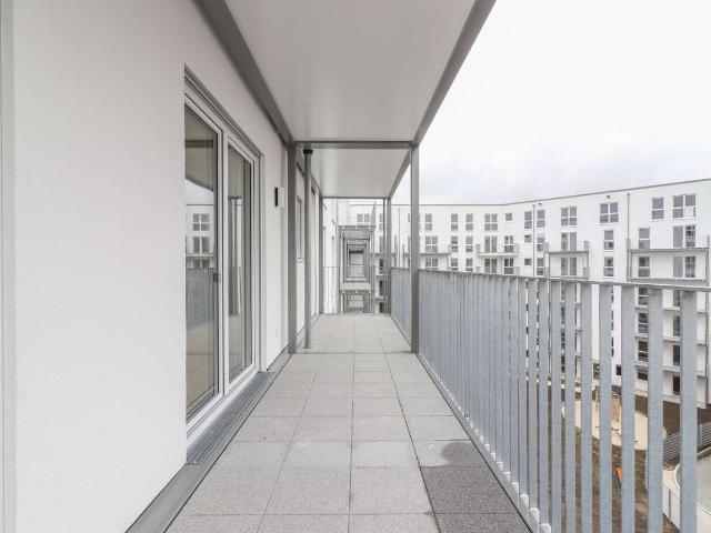 Viel Raum für Familie und Entfaltung: stilvolle 5 Zimmer Wohnung mit Balkon im FRANKY